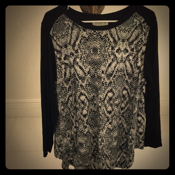 Jones New York Tops - Jones Blk/White/Grey 100%Viscose Top Size 2X